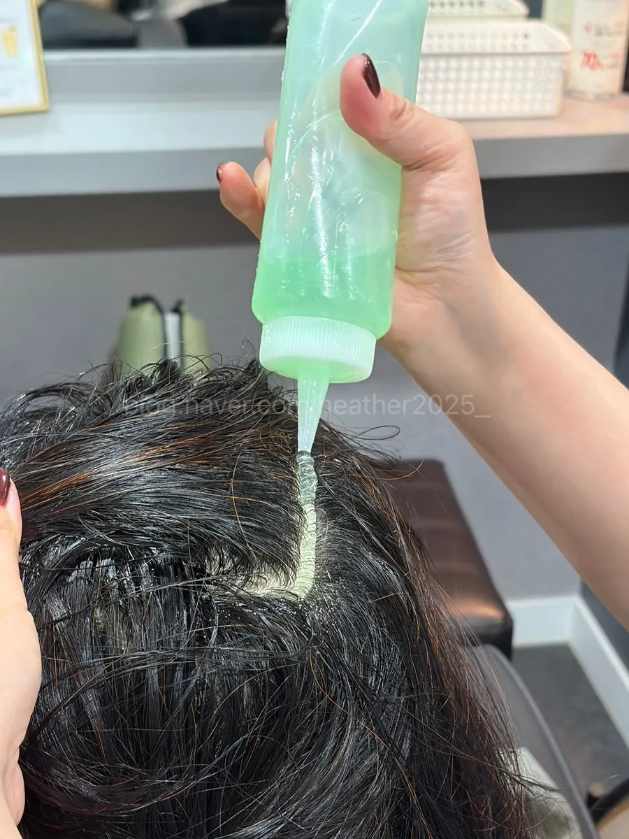 Scalp detox process removing buildup