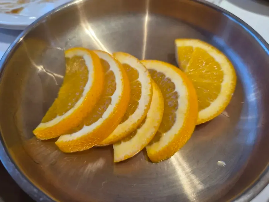 Fruit served as a post-meal palate cleanser