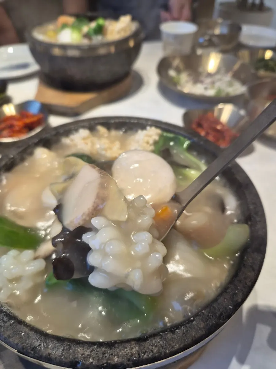Crispy rice soaked in broth