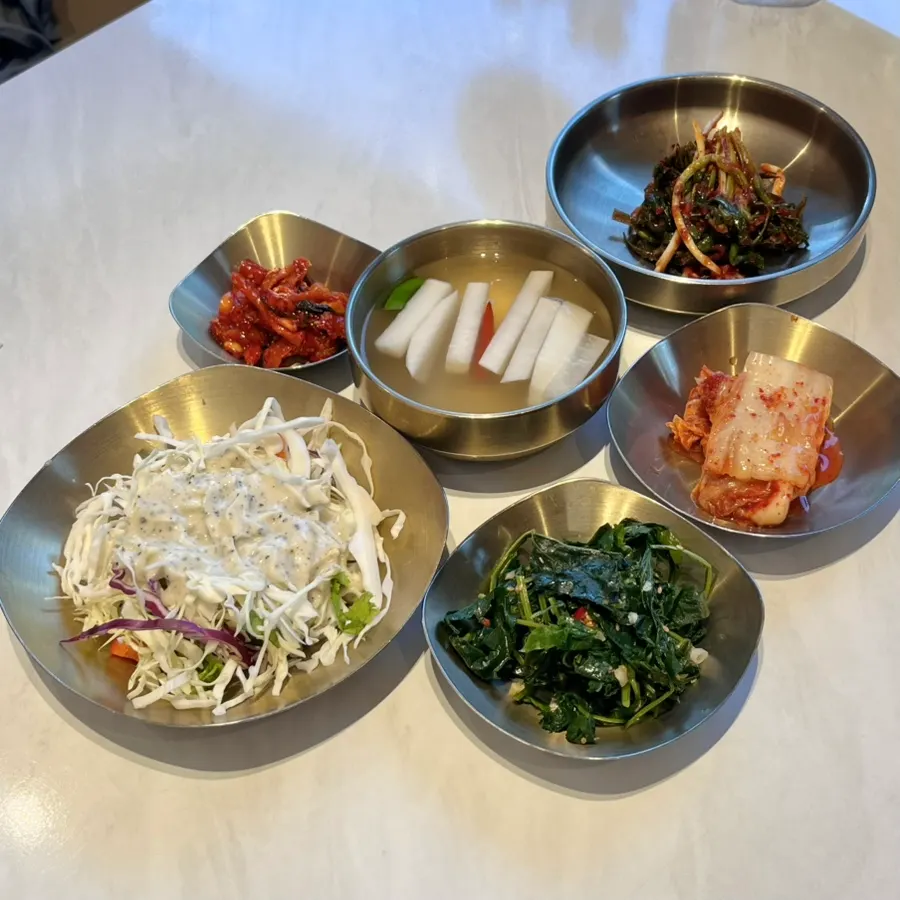 Basic side dishes set out at the self-bar