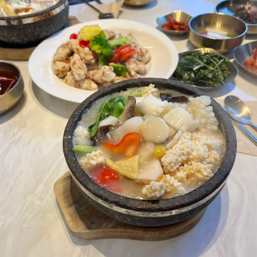 Table after finishing the nurungjitang meal