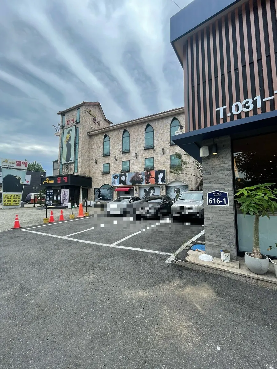 Parking space beside the restaurant