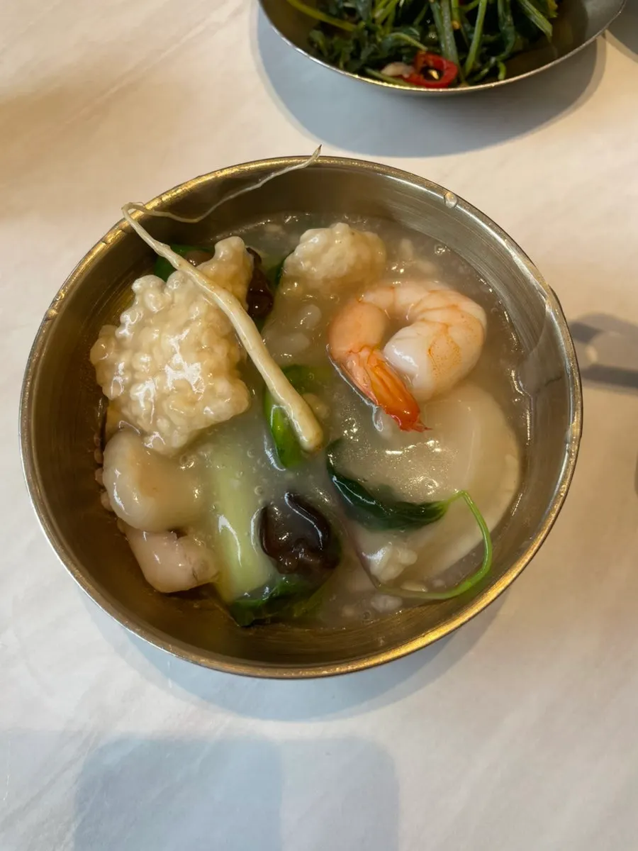 Generous seafood in nurungjitang