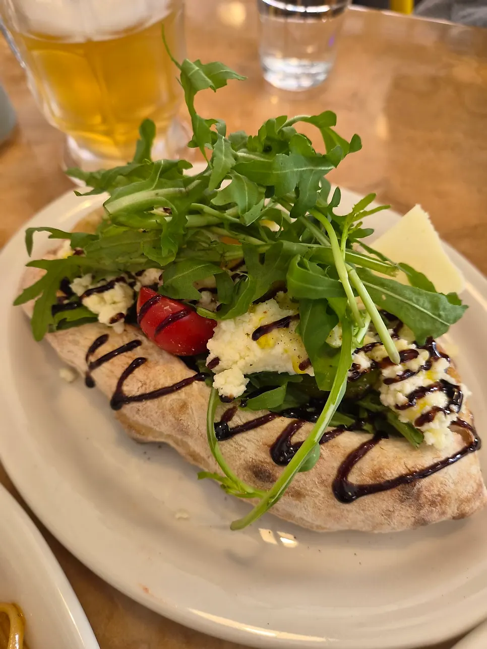 Arugula pizza boat and Americano set