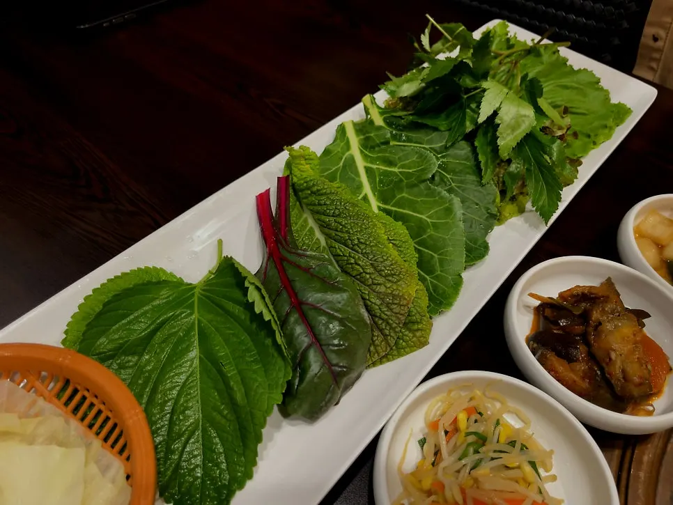 돌쇠쌈밥 쌈밥 한상차림