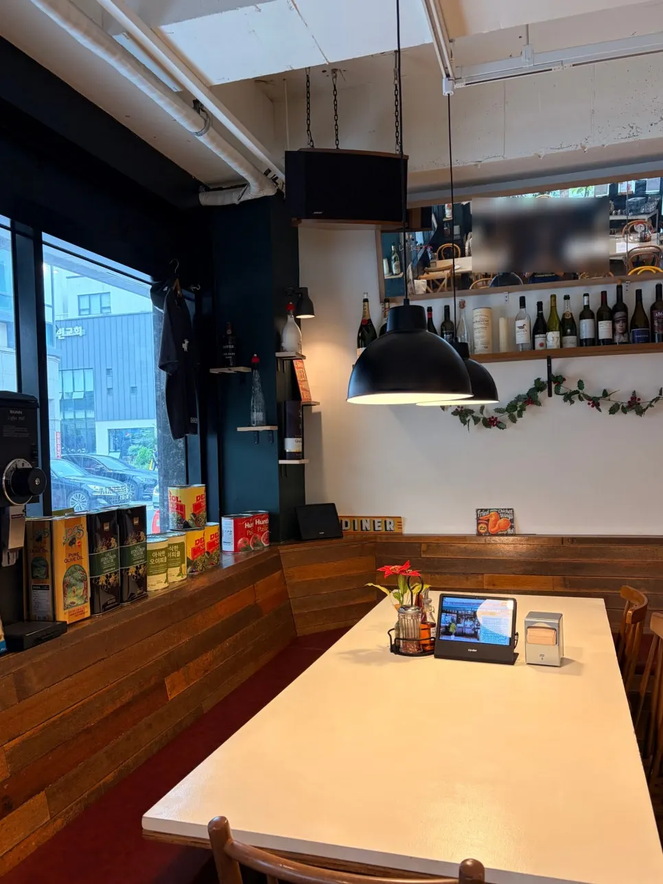 Pet-friendly restaurant safety rules