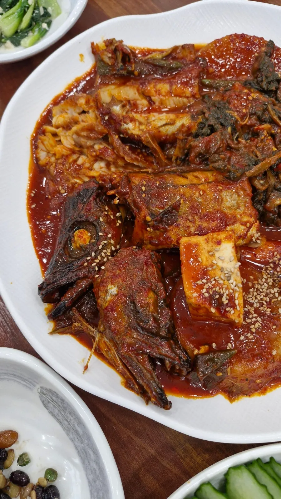 먹기 좋게 손질한 코다리조림