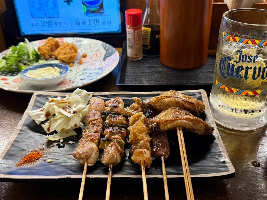 Izakaya atmosphere at Hanamato Daehangno Hyehwa