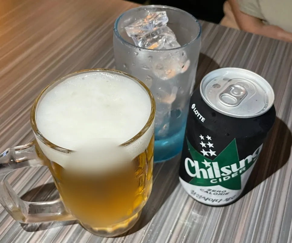 Hanamato karaage-style fried octopus with draft beer