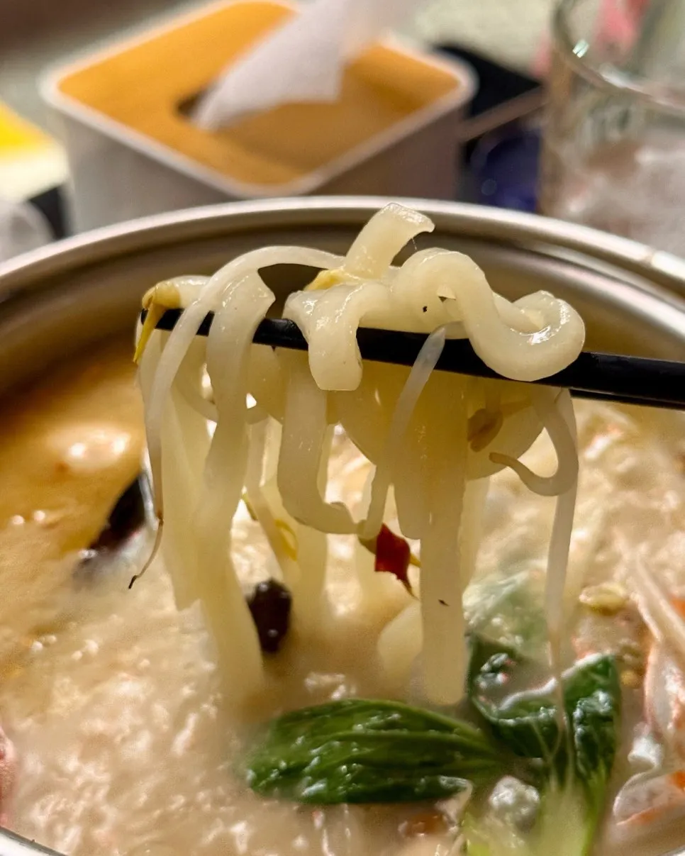 Nagasaki champon with bok choy and blue crab