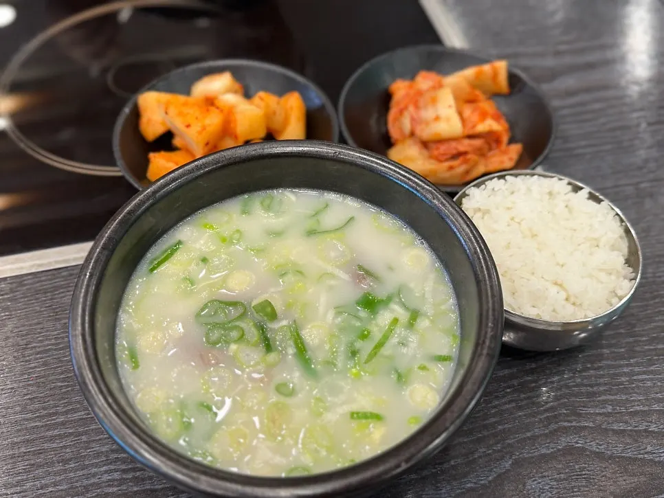 Plate of crunchy mu kimchi