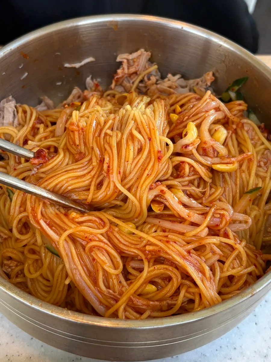 Large dongchimi bibim noodles with dongchimi broth