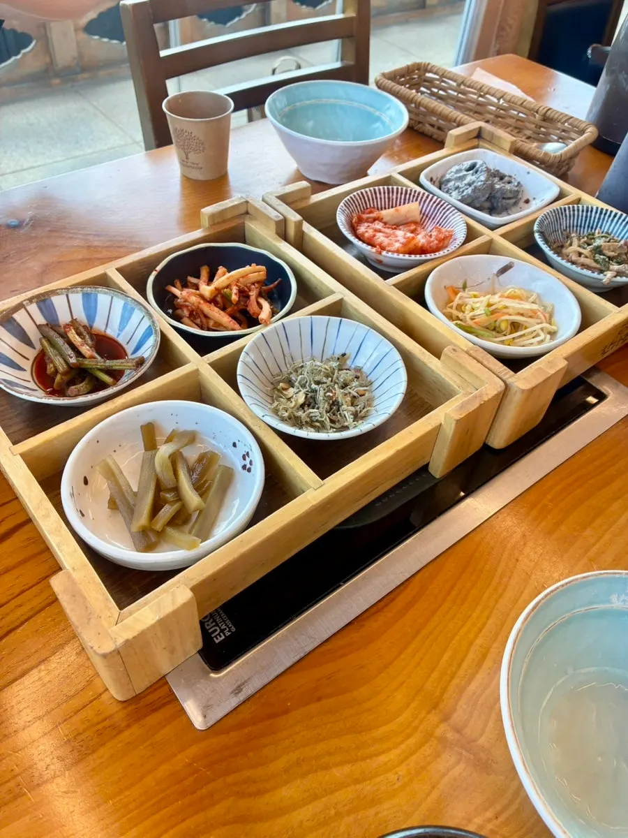 Second floor seating at Handa Sot Gyeongju