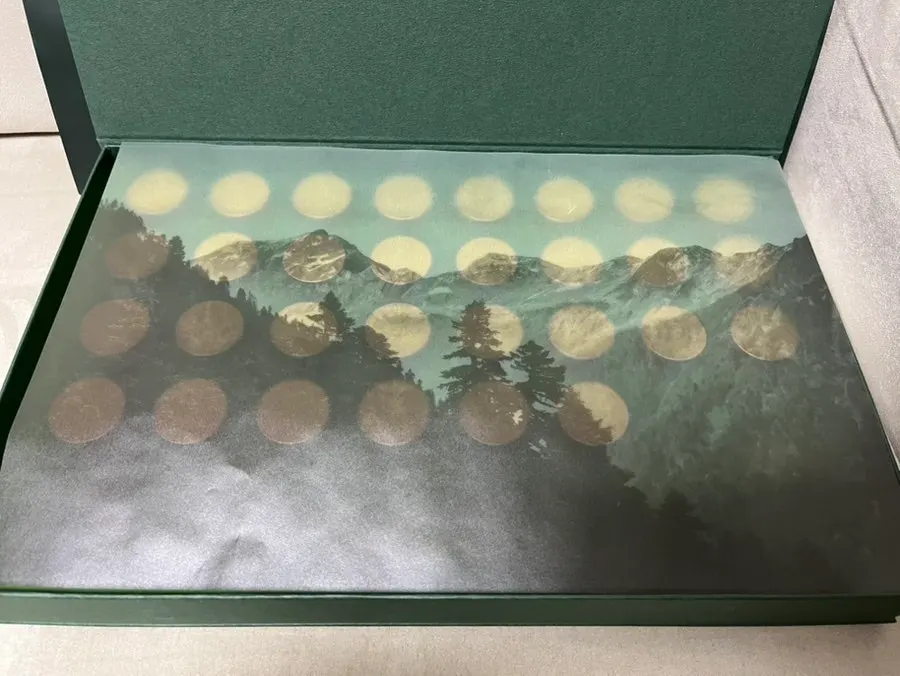 Chimhyang Nokyonghwan set prepared as a holiday gift