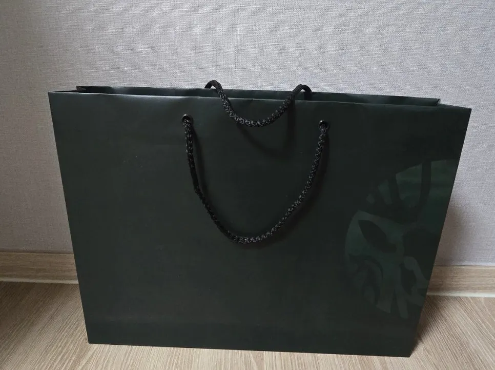 전통 보자기로 포장한 명절 선물
