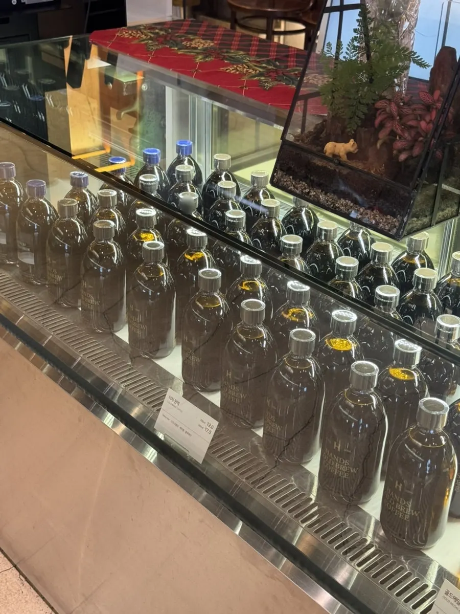 핸즈커피 브런치 세트 테이블 전경