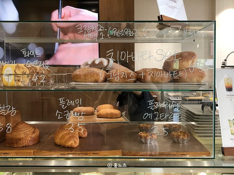 ハンズコーヒー求米コア邑店のパンとデザートメニュー