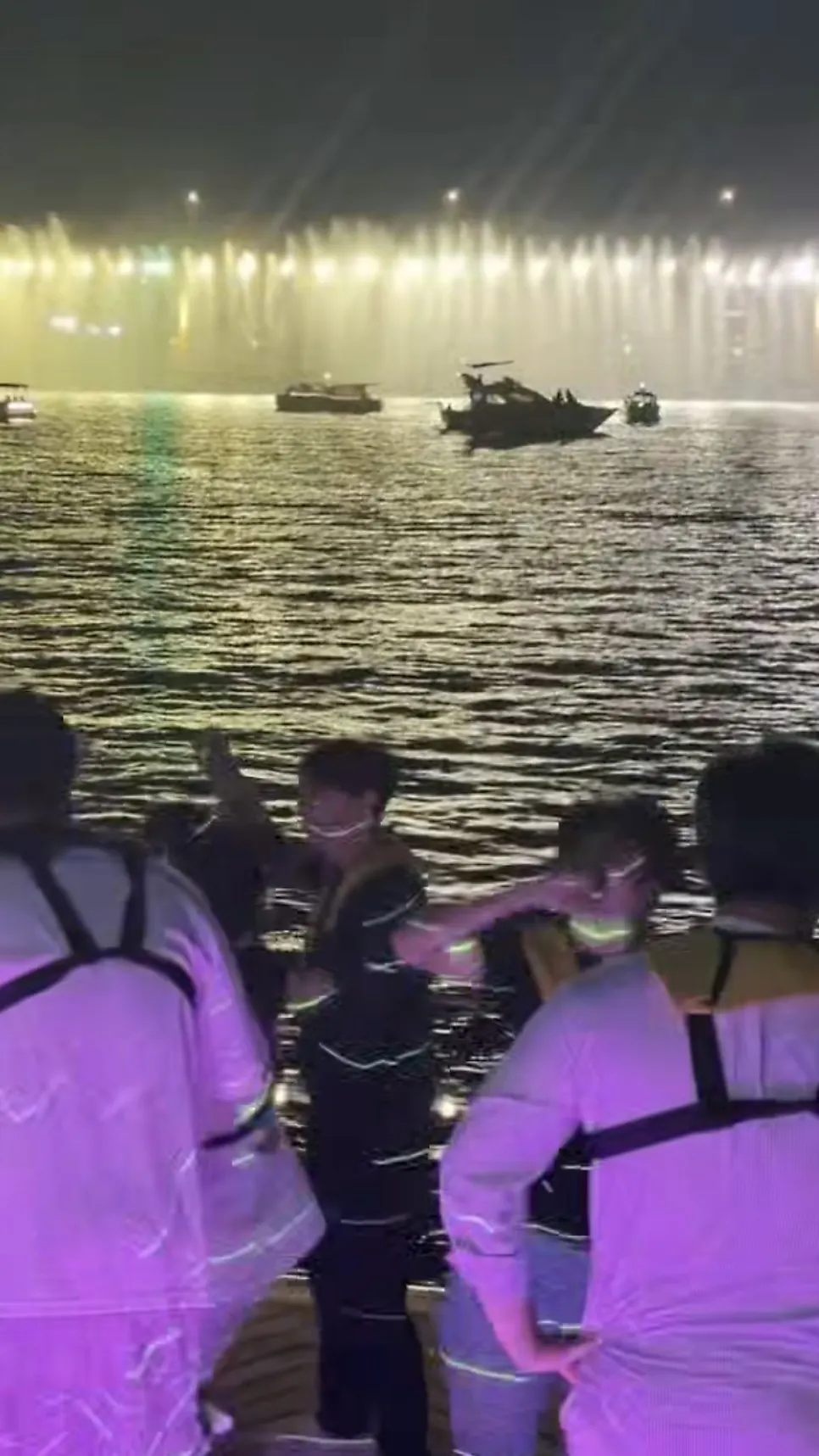 배 위에서 바라본 반포한강 불꽃놀이