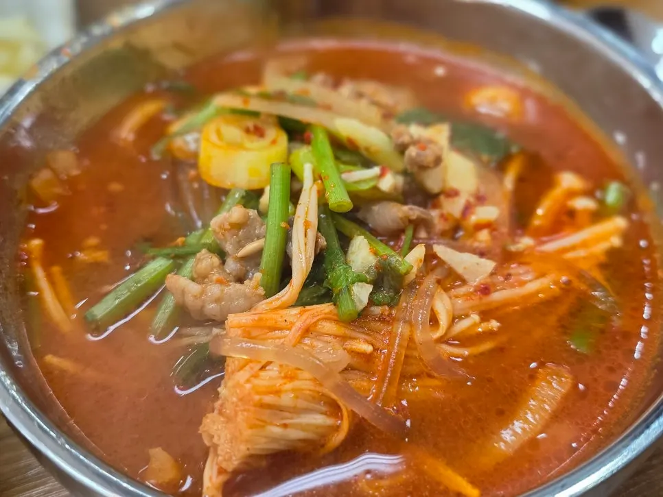 Broth of the beef stew grown rich after long simmering