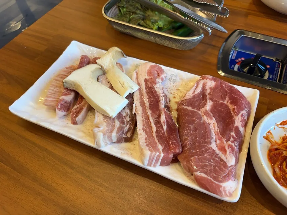 Plate of popular cuts from the half-pig platter