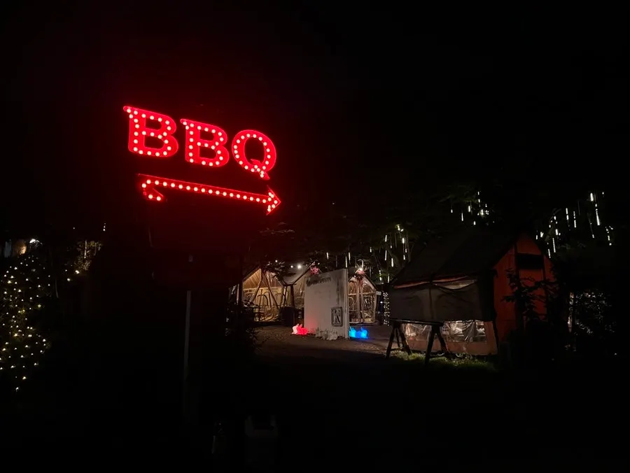 Outdoor area of Hanmaeum Tapnip on a weekday around 7pm