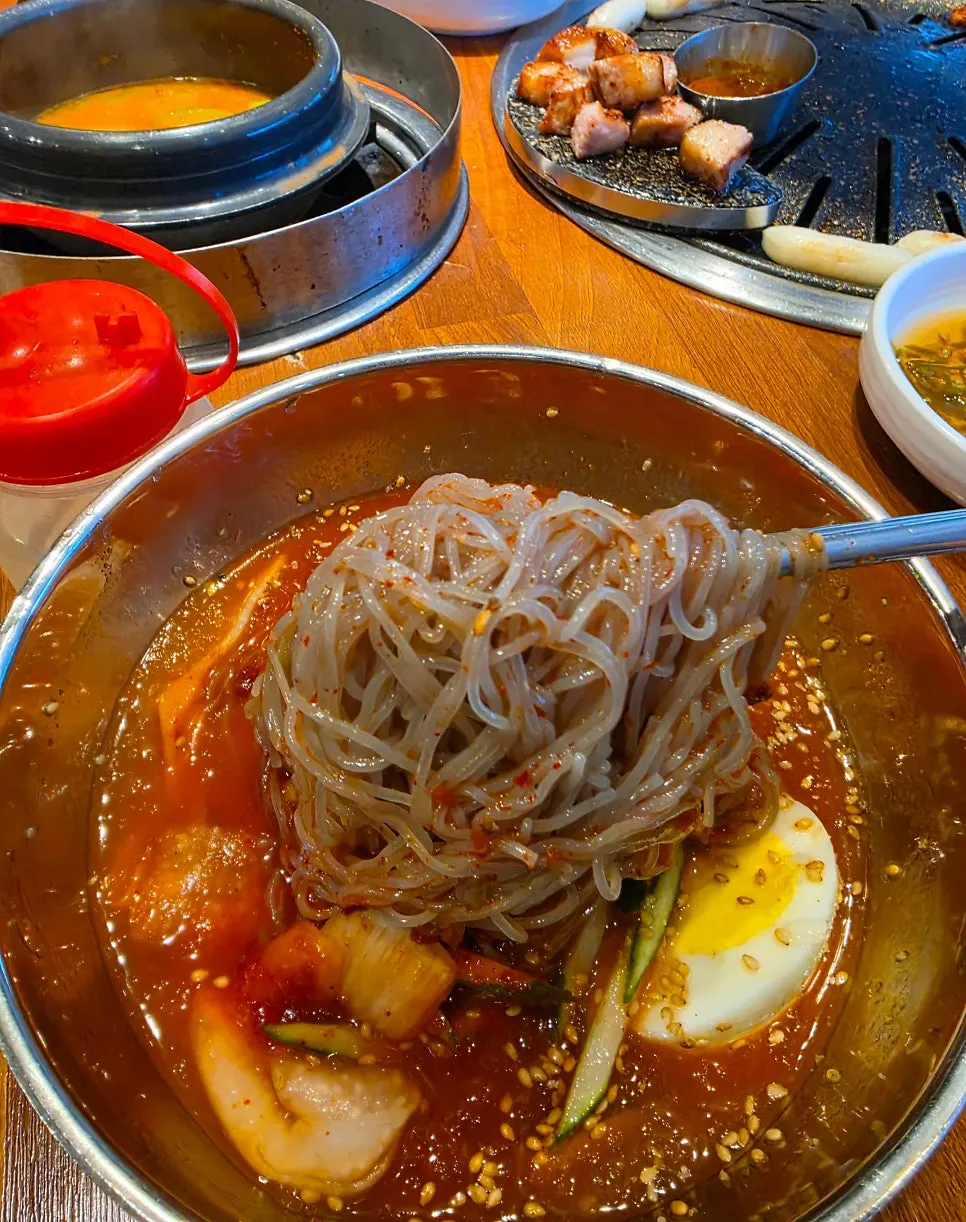 Bibim naengmyeon served for dessert with broth