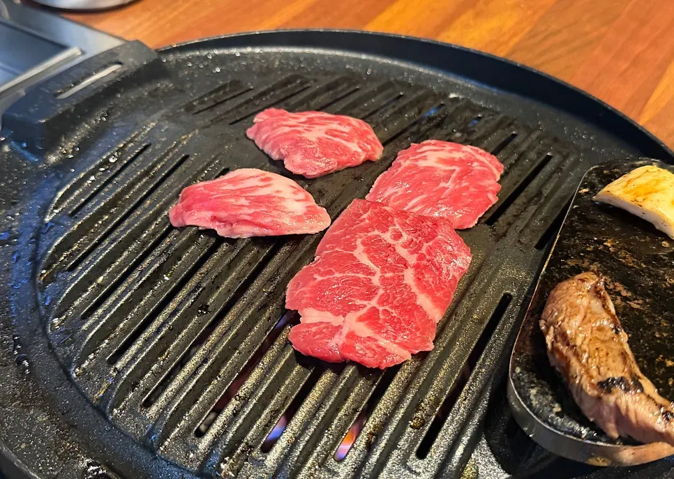 야채에 싸 먹는 소고기 쌈