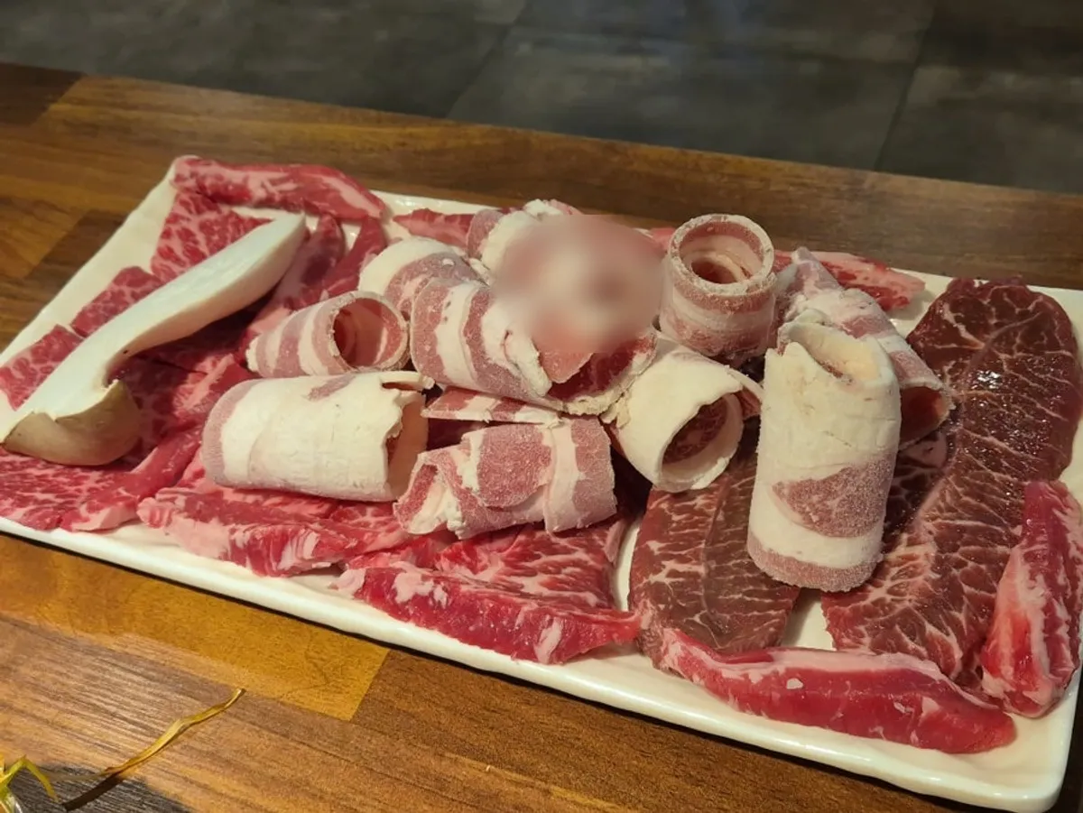 소한마리 600g 모듬 소고기 한 접시