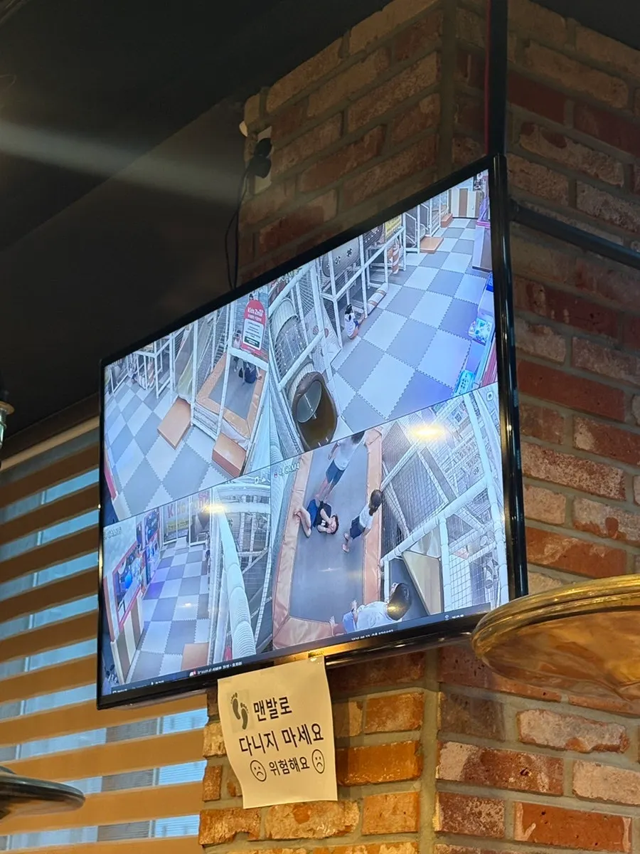 Reservable private room seating at the BBQ restaurant