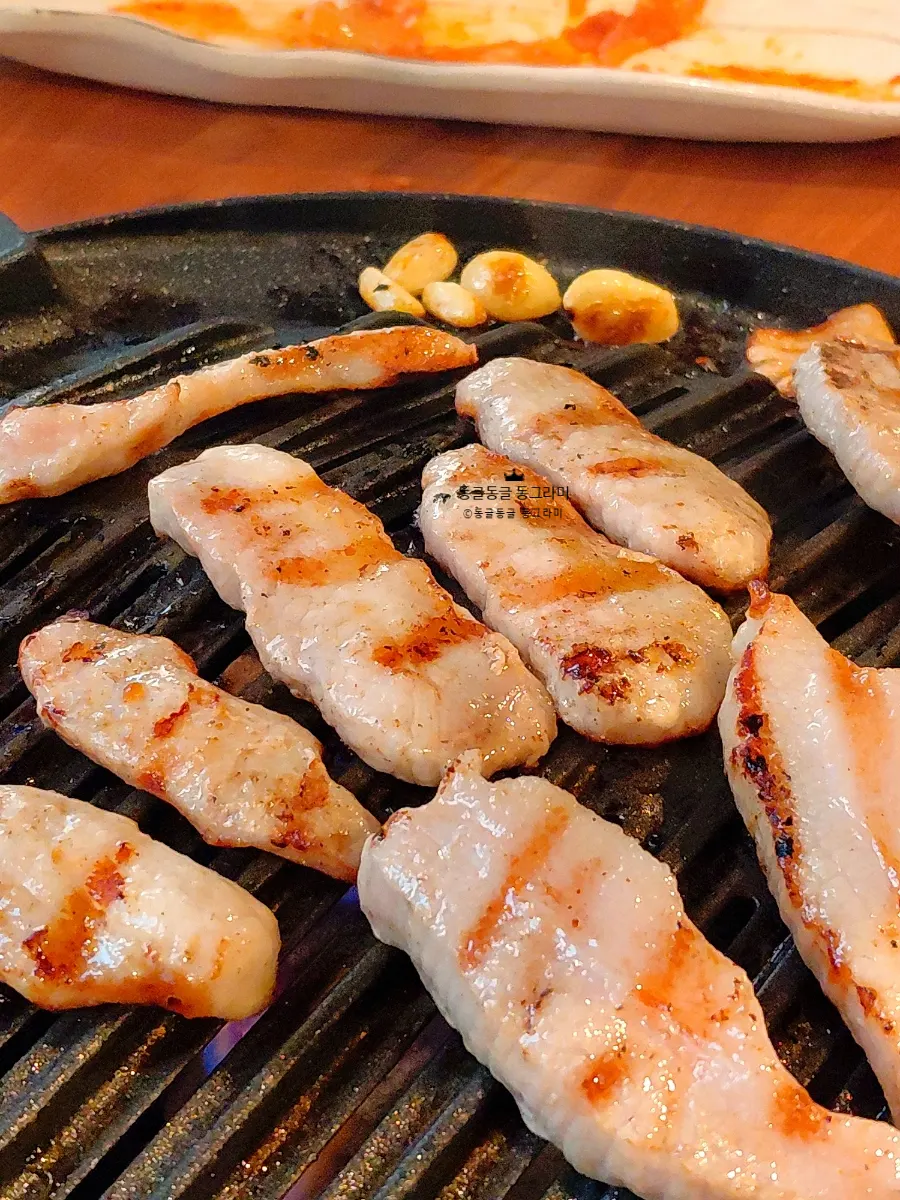 Phần mokssal đang được nướng