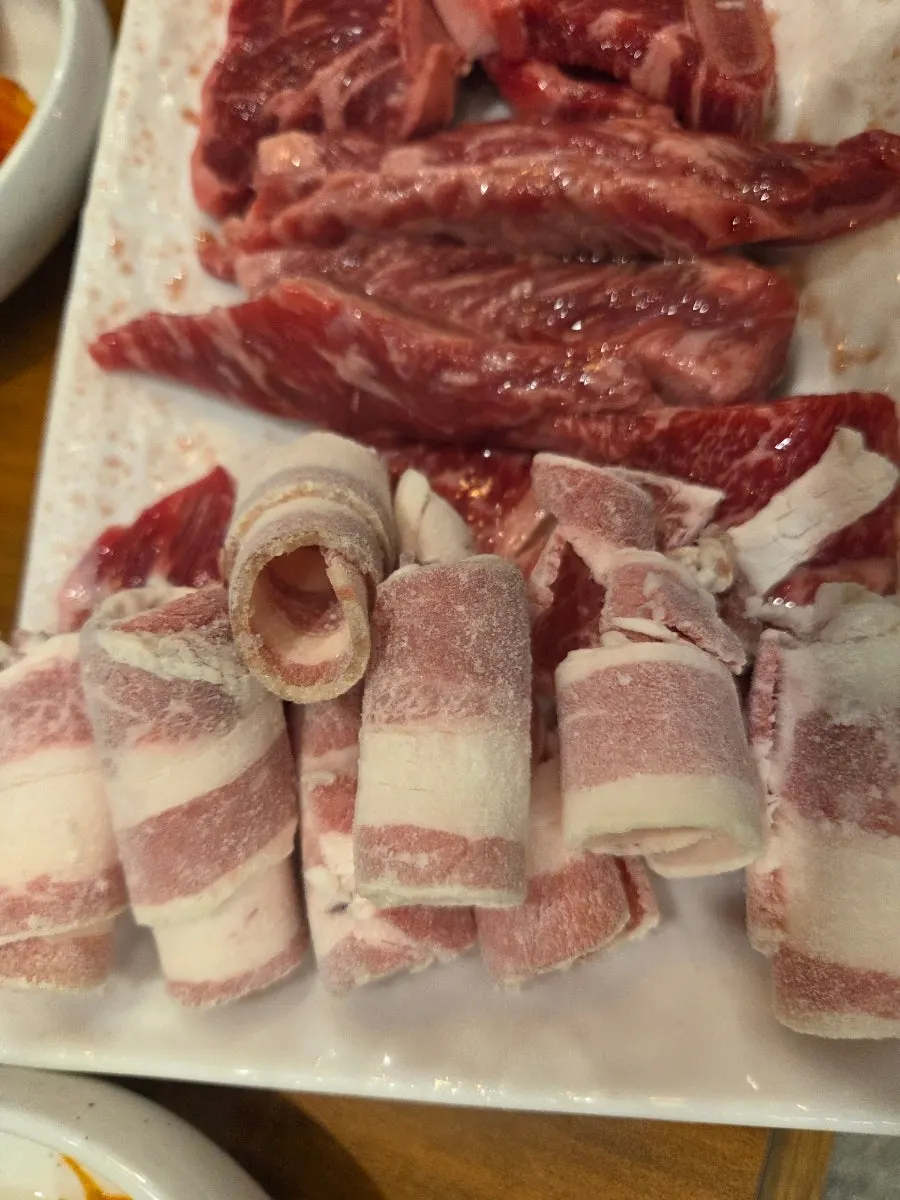 소한마리 600g 모둠 소고기 한 접시