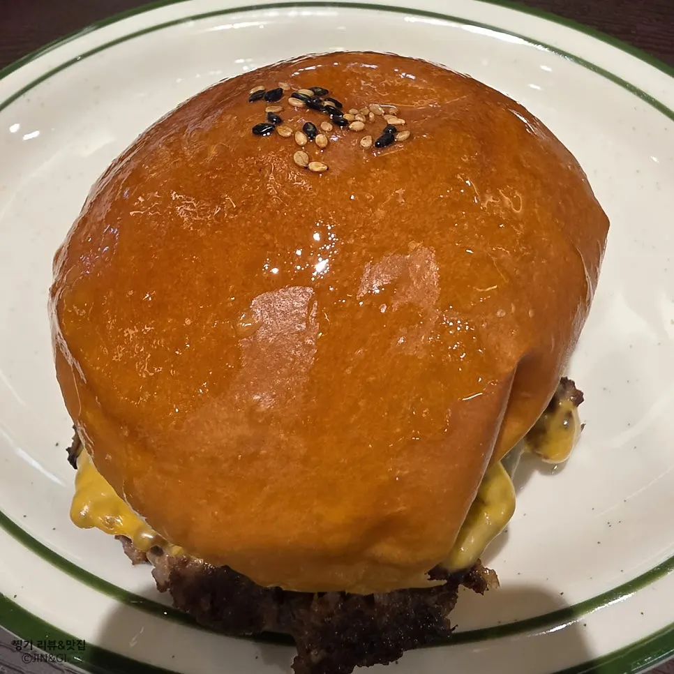 Daily Fix Truffle Mushroom Burger