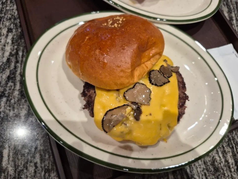 Truffle mushroom burger