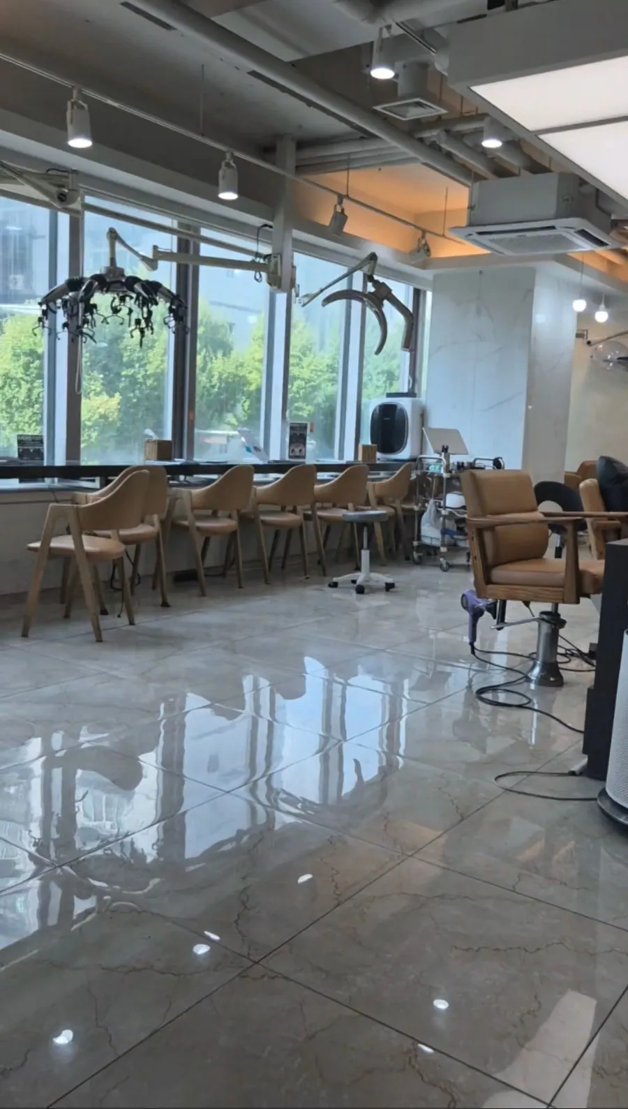 Private treatment space at the Hannam-dong hair salon