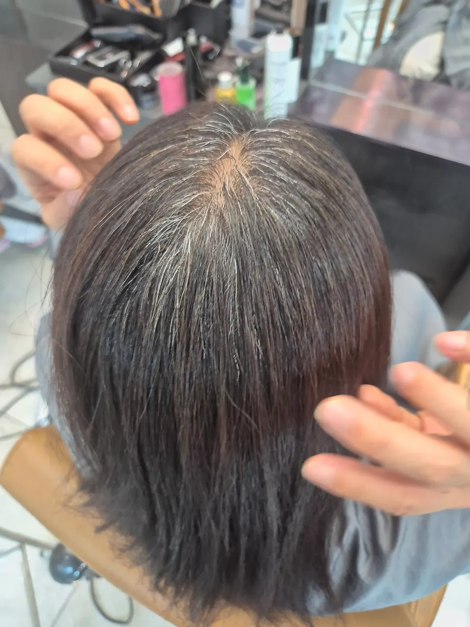 Gray-coverage coloring result blending naturally into the tone