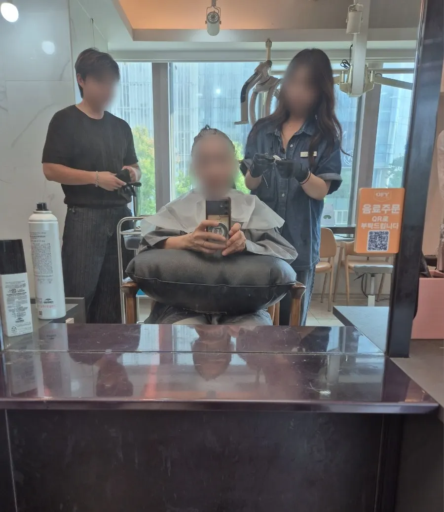 Full hair look after finishing gray coverage