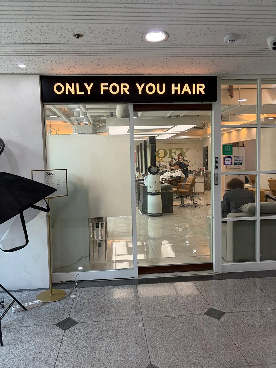 Entrance of ONLY FOR YOU Hannam Main Branch