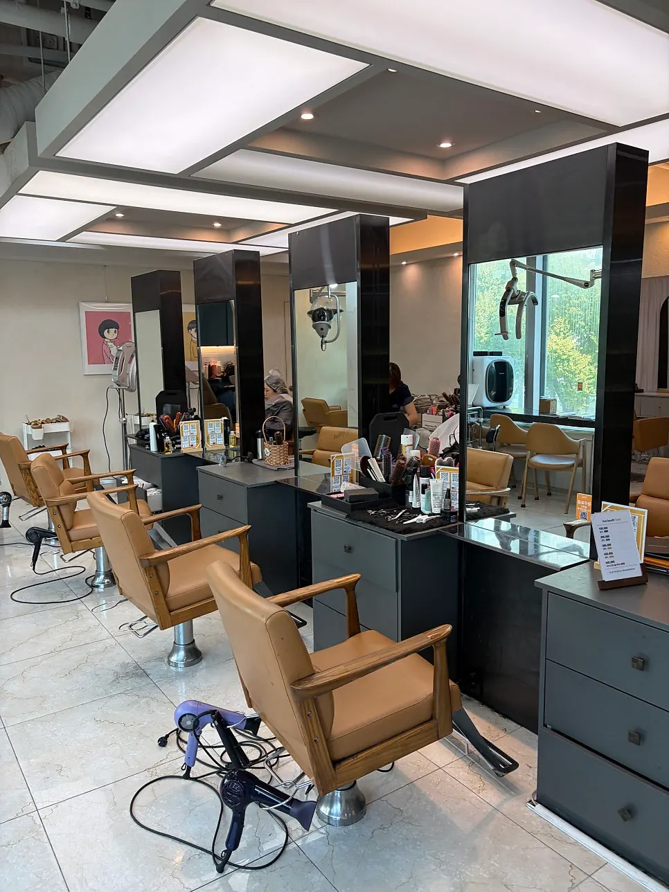 Salon interior blending white and wood tones