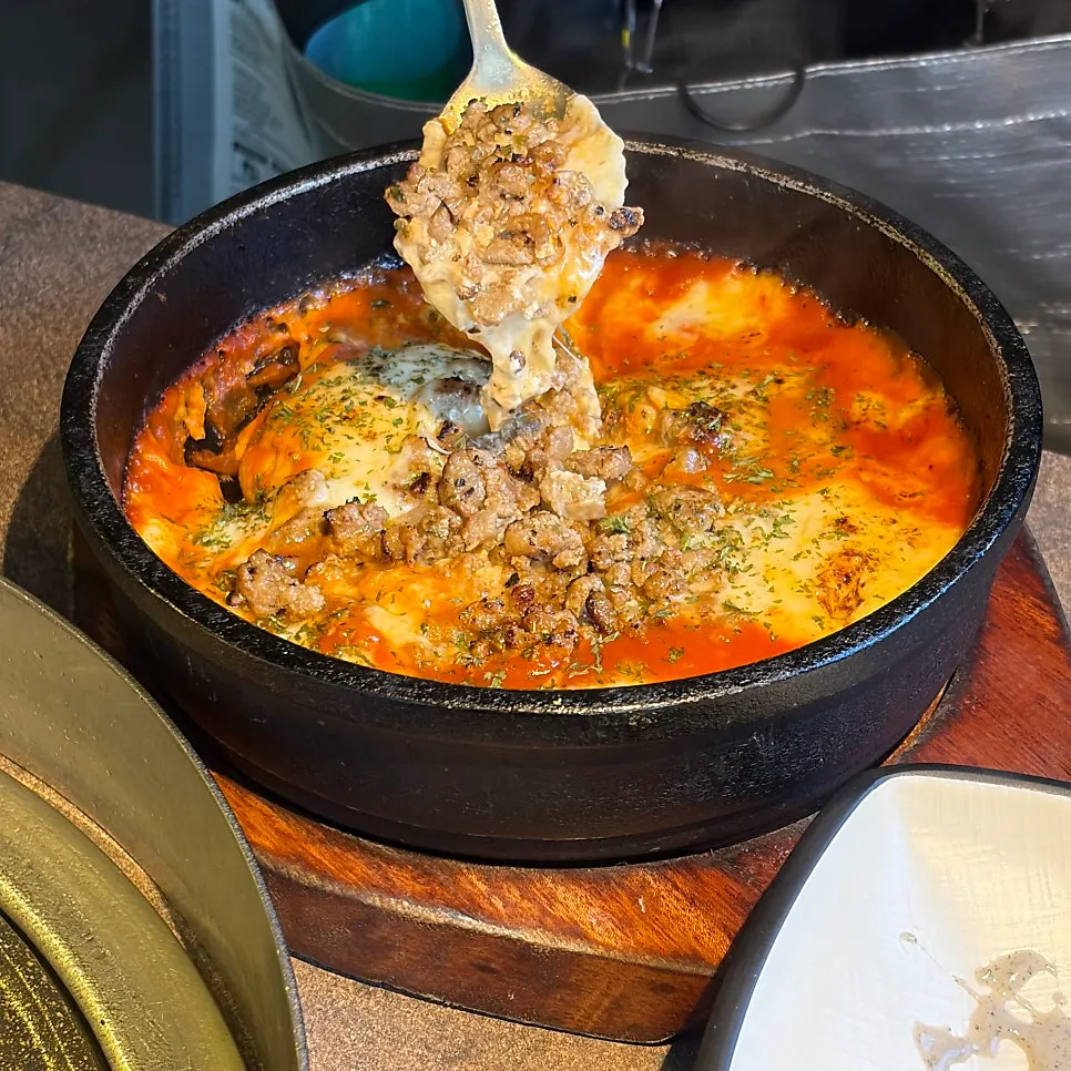 치즈가 늘어나는 토마토 계란찜