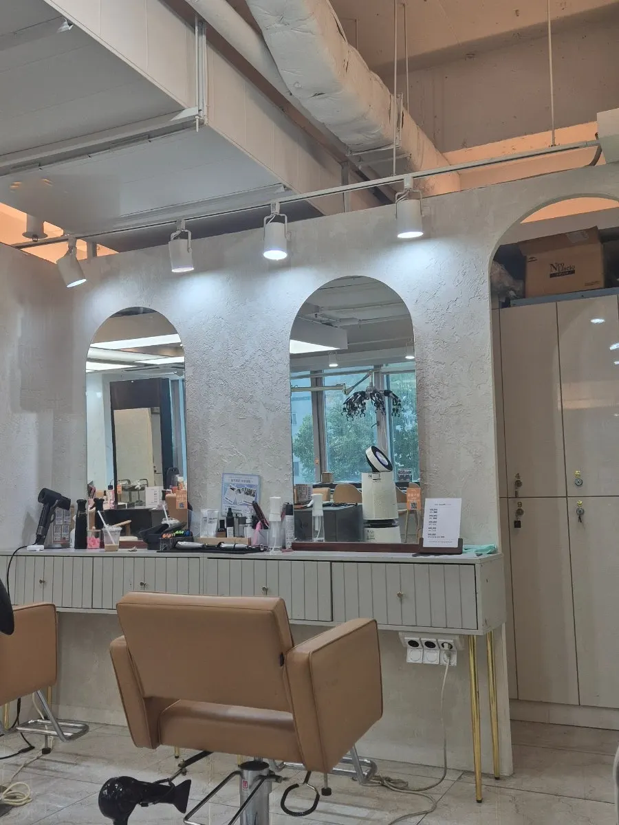 Preparing for the root perm treatment