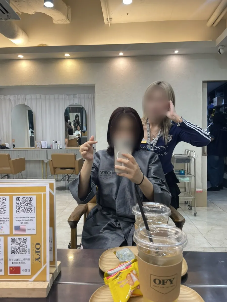 Front view of the tidy hair after the cut