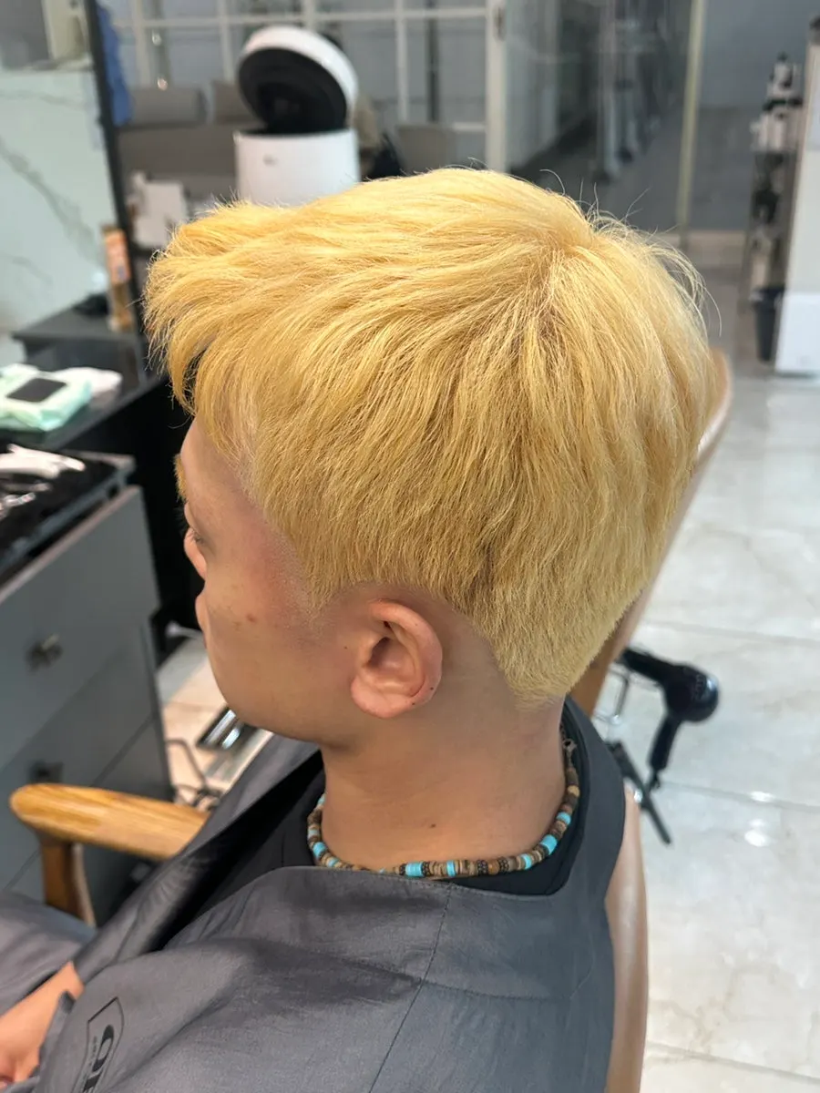 Brighter hair color after finishing bleaching