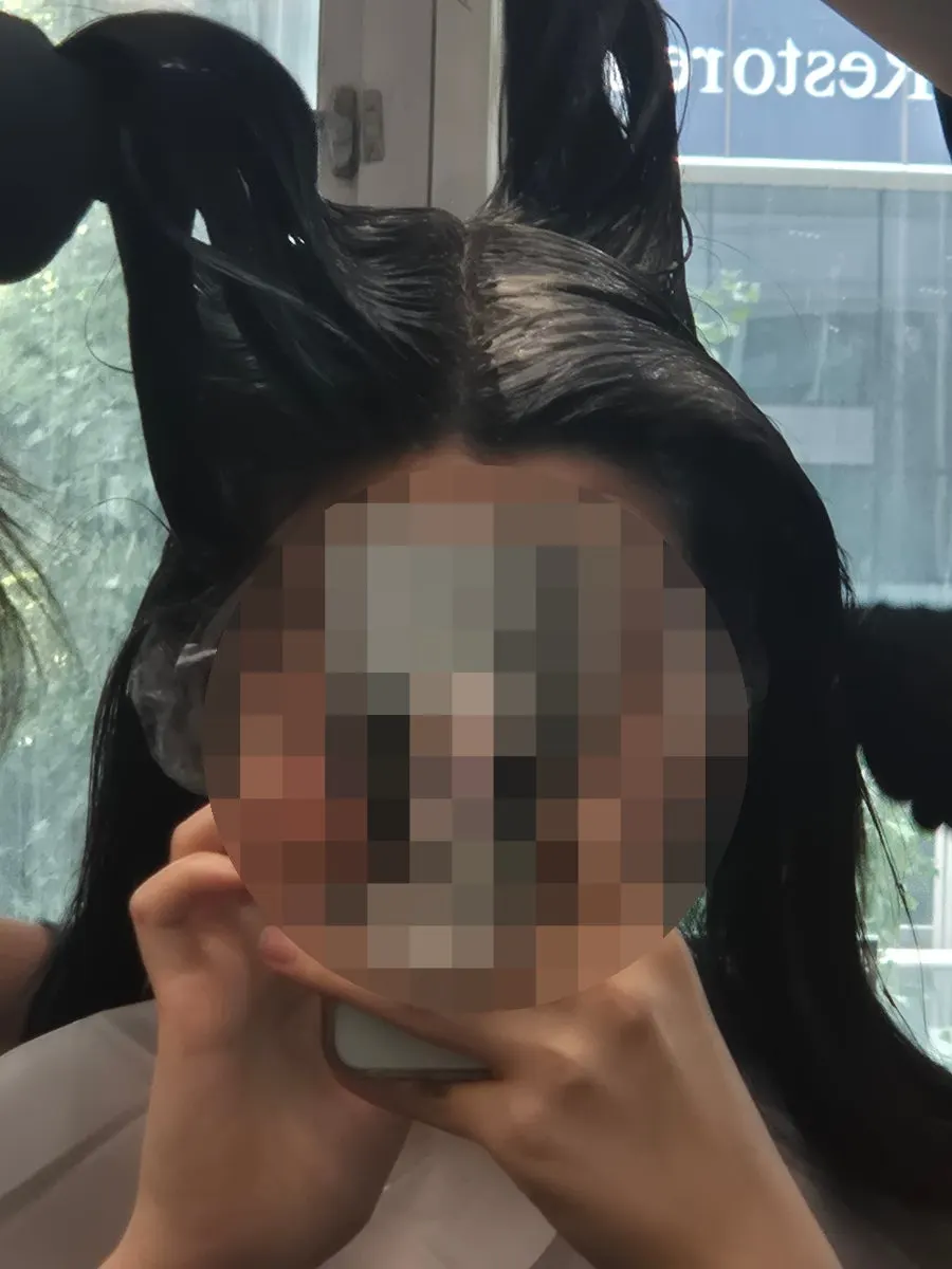 음료 주문 화면과 시술 자리