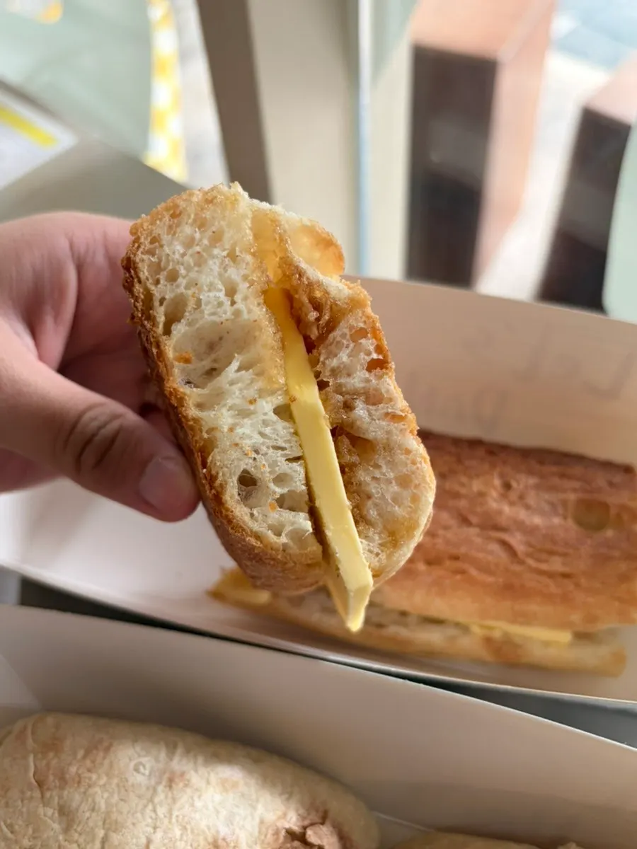 Cross-section of the soft baguette interior
