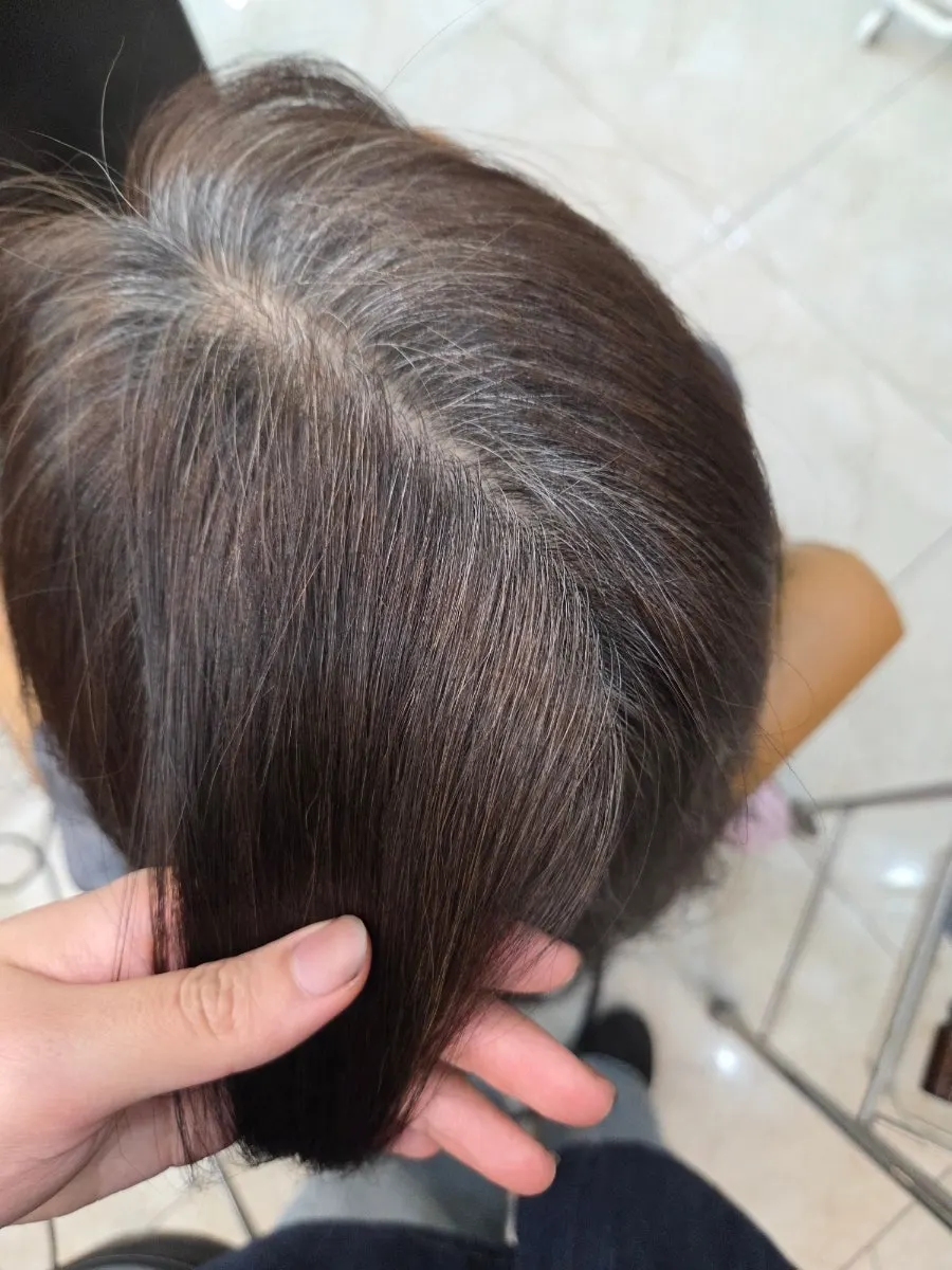 Reddish tone visible at the crown roots
