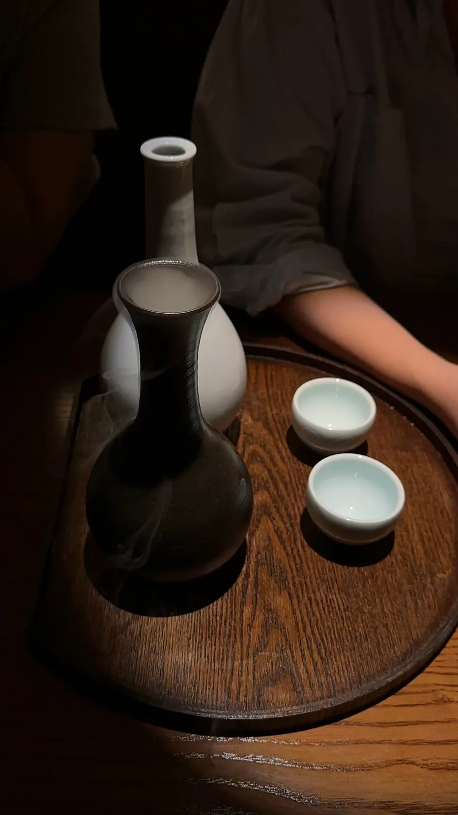 Hondonju, Korea's first cocktail, being served