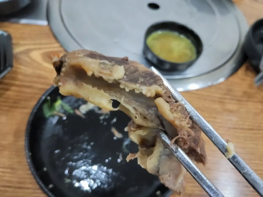 갈비탕과 곁들임 반찬
