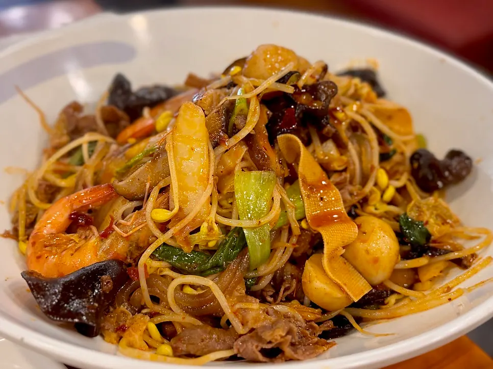Mala xiangguo served in a huge bowl