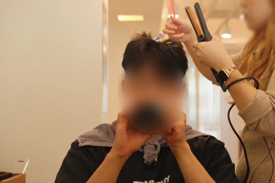 볼륨매직 전 뻗친 옆머리