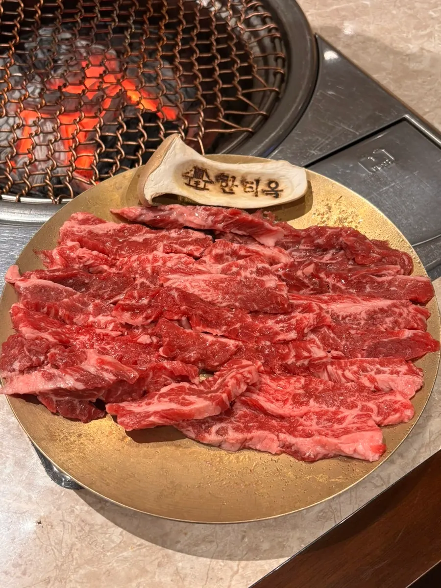 Plated raw premium beef rib finger meat